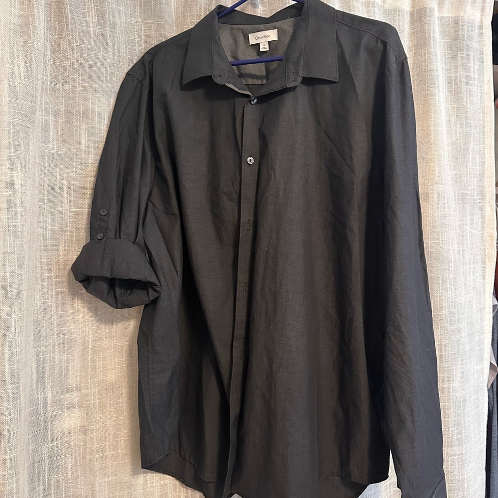 Men’s XL Calvin Klein Charcoal Button-Up Shirt